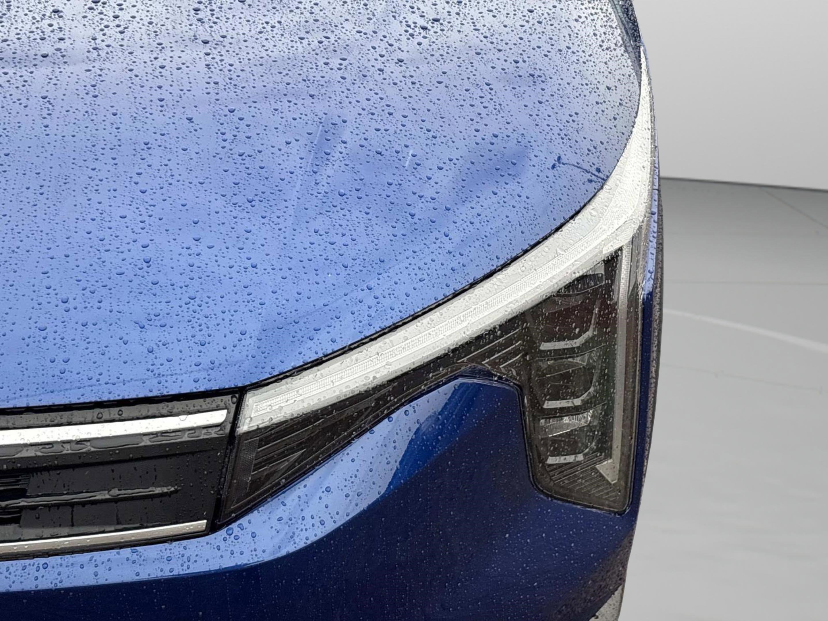 New 2025 Deep Sea Blue Kia LXS image 10