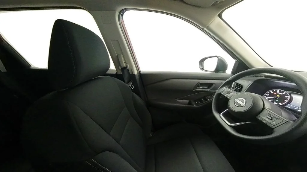 Certified Used 2024 Red Nissan S image 15