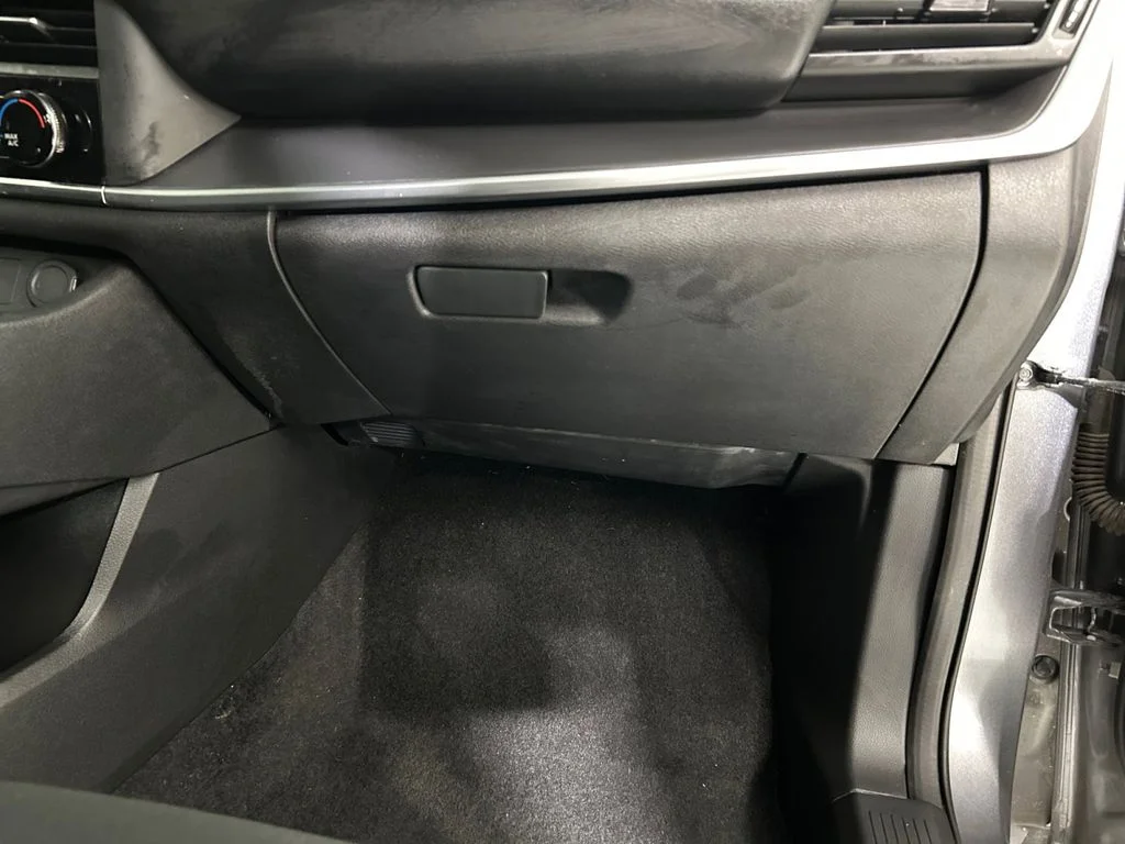 Used 2023 Gray Nissan S image 24