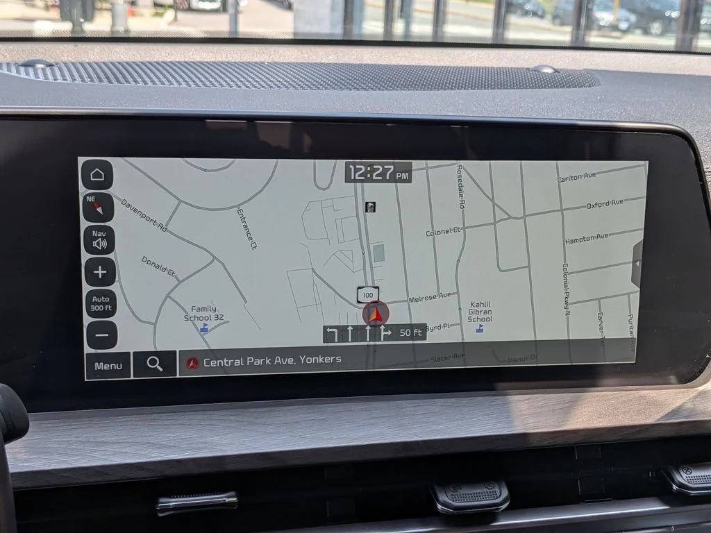 Used 2024 Green Kia EX X-Line image 20