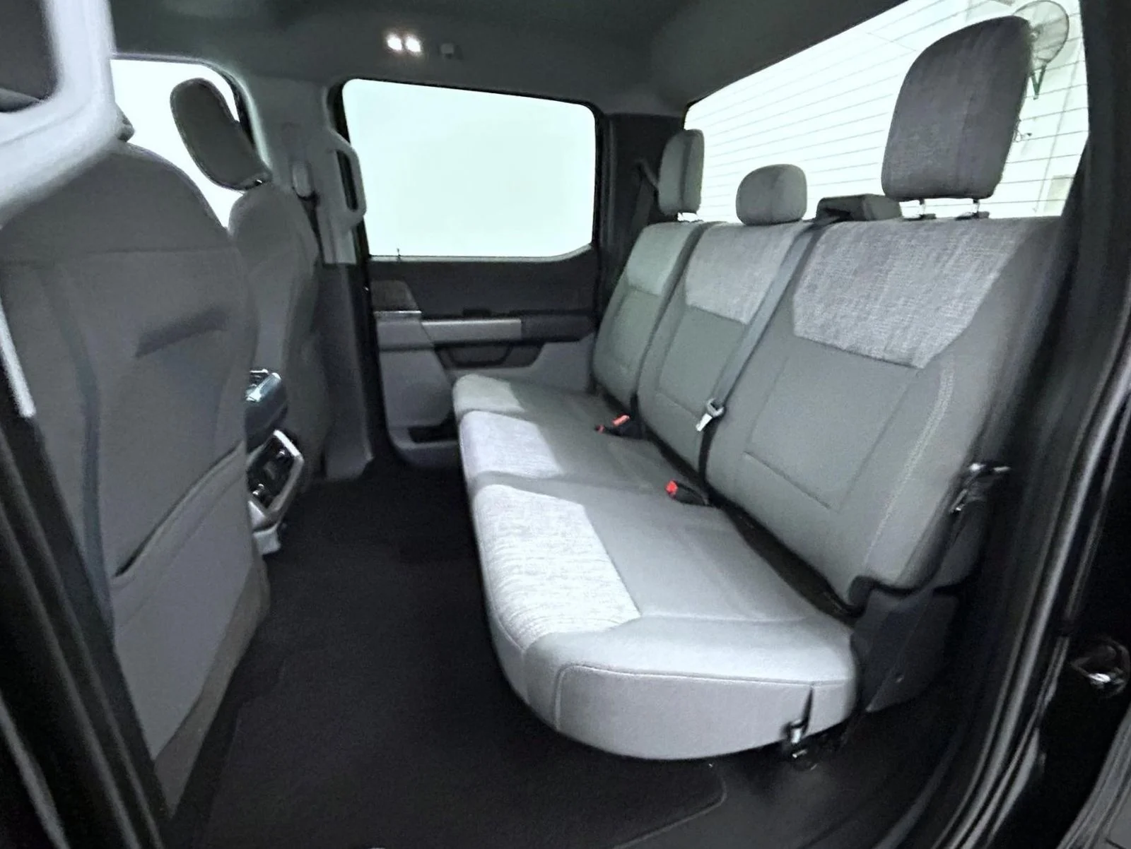 Used 2023 Black Ford XLT image 19