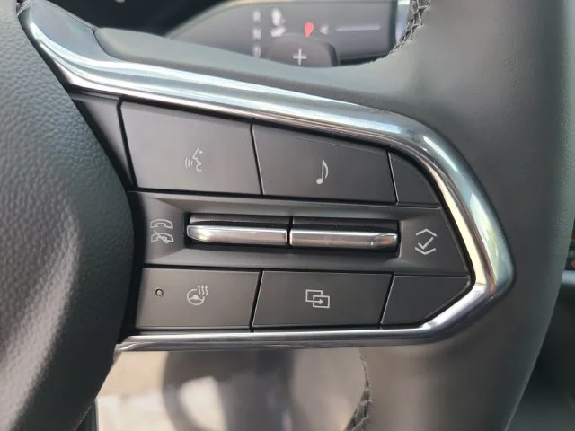 New 2027 Lakeshore Blue Metallic Chevrolet LT image 28