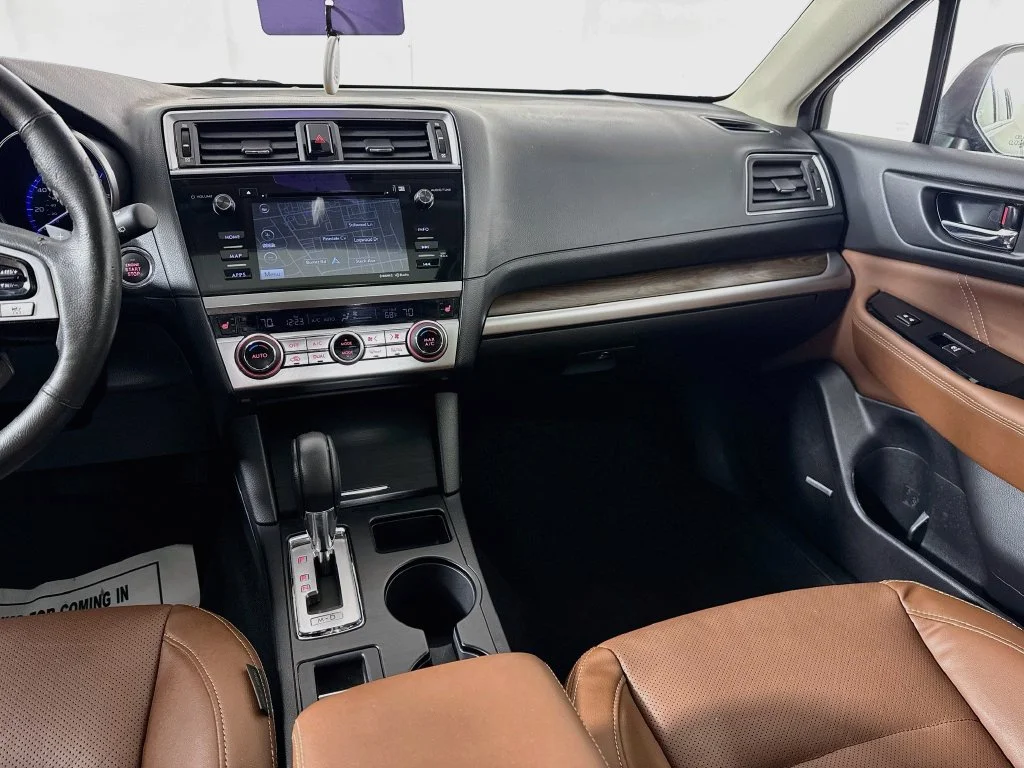 Used 2017 Green Subaru 2.5i image 29