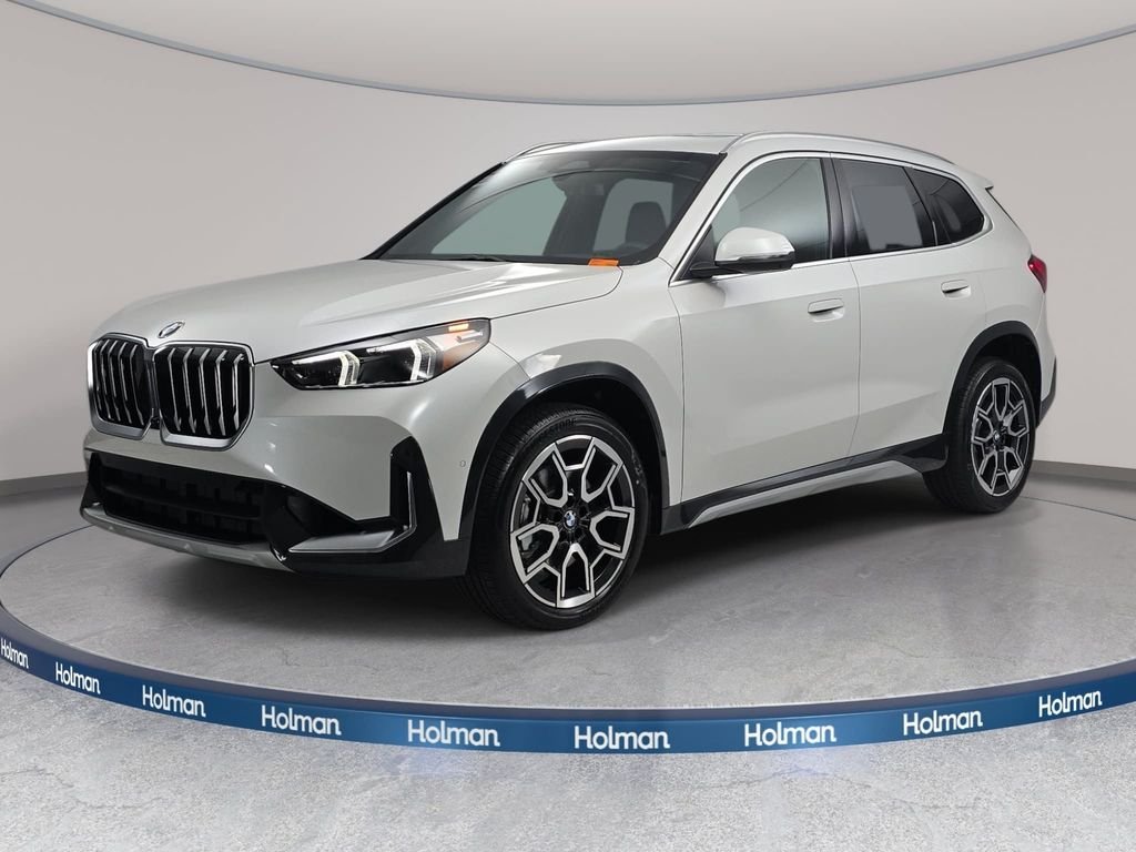 New 2026 Mineral White Metallic BMW xDrive28i image 1