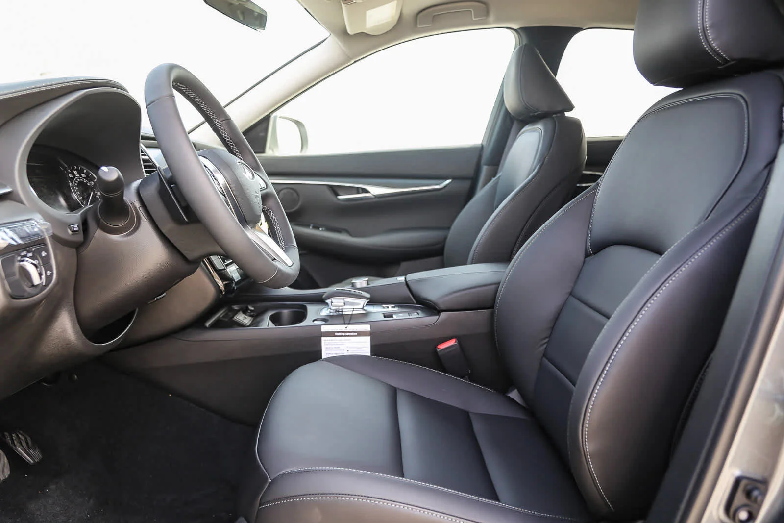 New 2025 HERMOSA BLUE INFINITI Pure AWD image 20