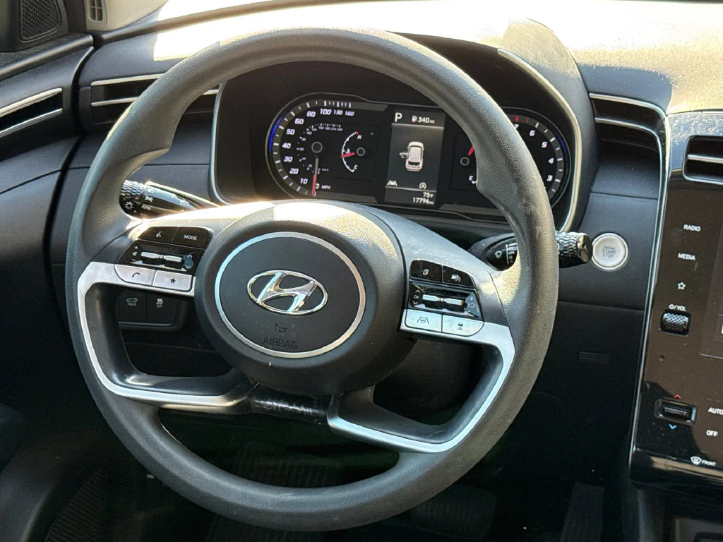 Used 2024 Hampton Gray Hyundai SEL image 13
