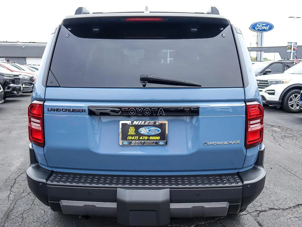 Used 2024 Heritage Blue/Gray Scape Toyota Base image 7