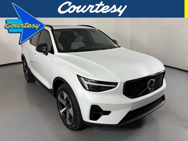 2026 Volvo XC40 Plus