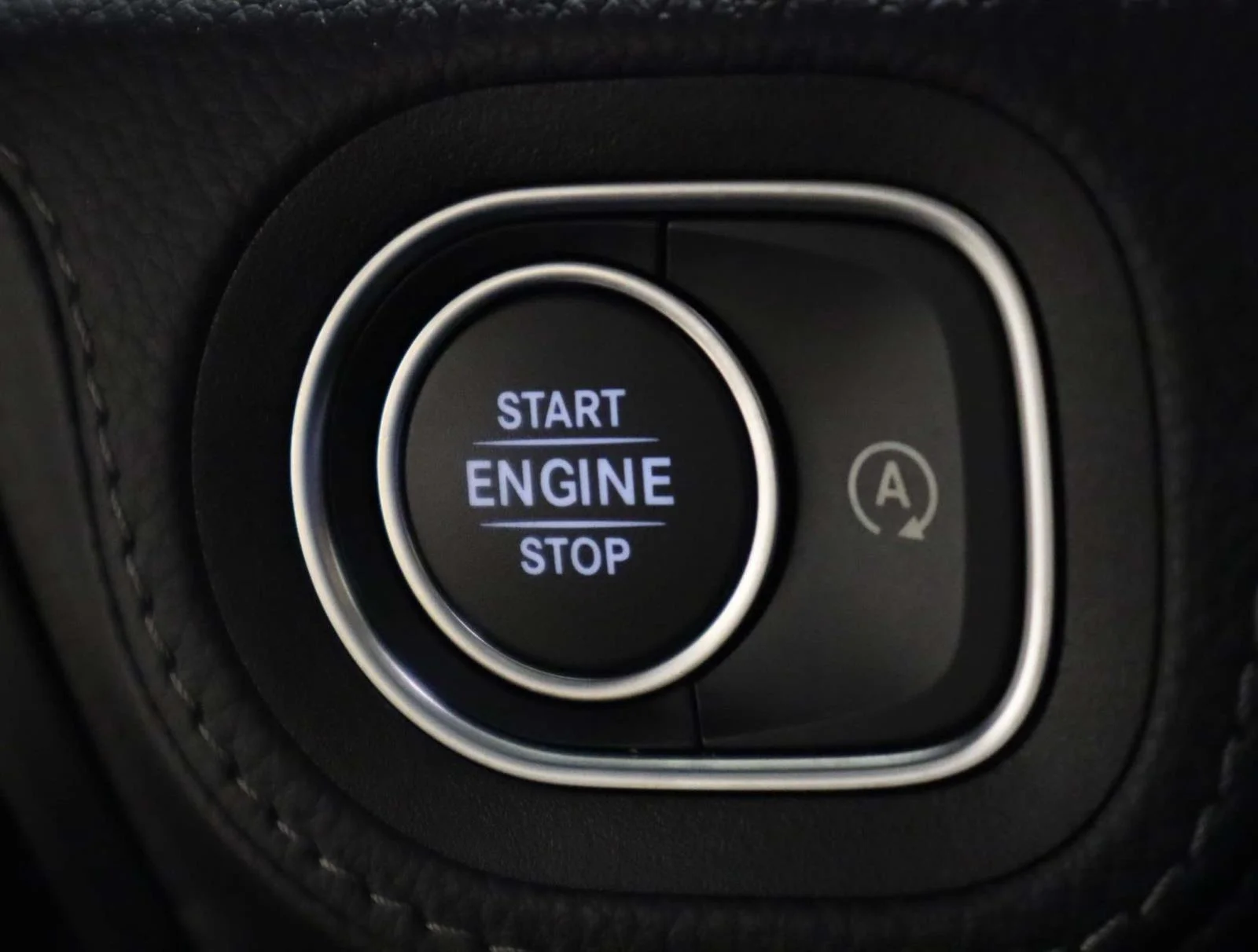 Used 2025 Polar White Mercedes-Benz AMG® GLE 53 4MATIC+ Coupe image 35