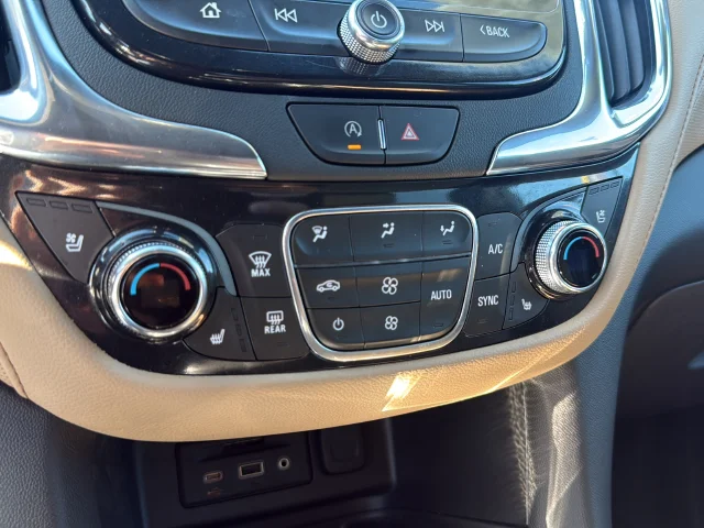 Used 2022 Blue Chevrolet Premier image 15