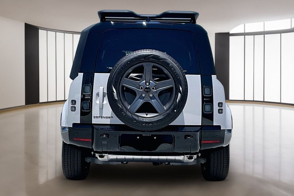 New 2026 BORASCO GREY Land Rover X-Dynamic SE image 4
