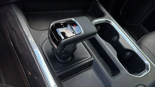 Used 2025 Black Chevrolet LTZ image 31