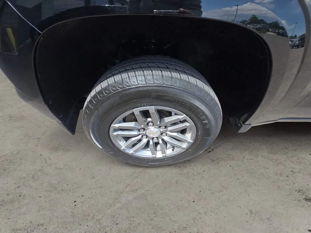 Used 2023 Black Chevrolet LT image 14