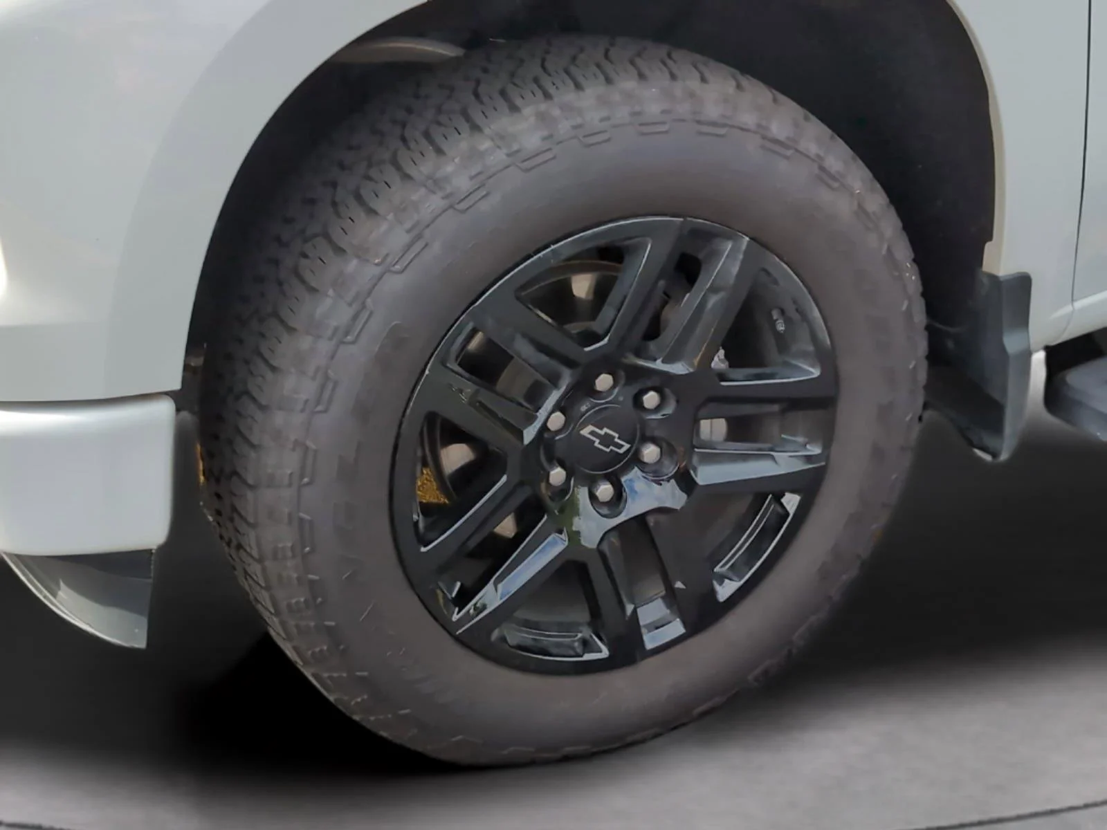 Used 2022 Summit White Chevrolet RST image 36