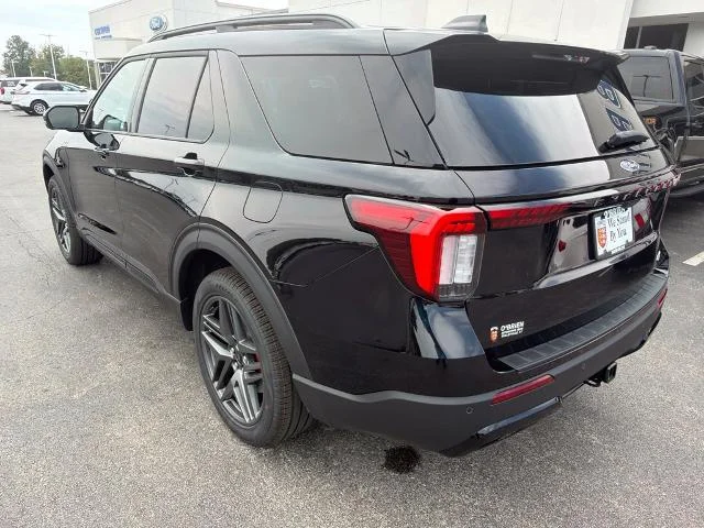New 2026 Agate Black Metallic Ford ST-Line image 25