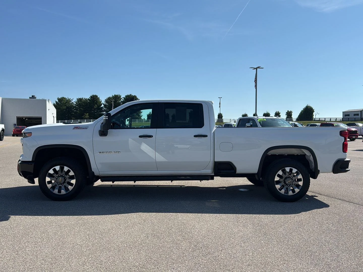 Used 2025 Summit White Chevrolet Custom image 8