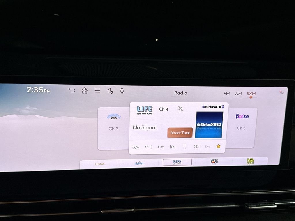 Used 2025 Gray Genesis 2.5T image 24