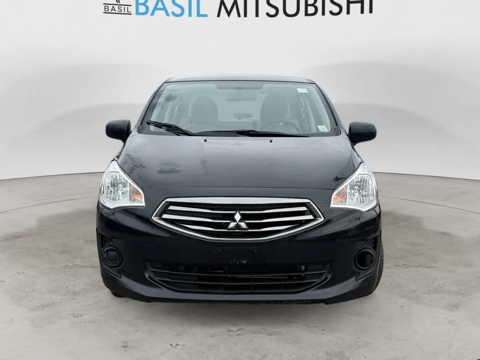 Used 2019 Mystic Black Metallic Mitsubishi ES image 8
