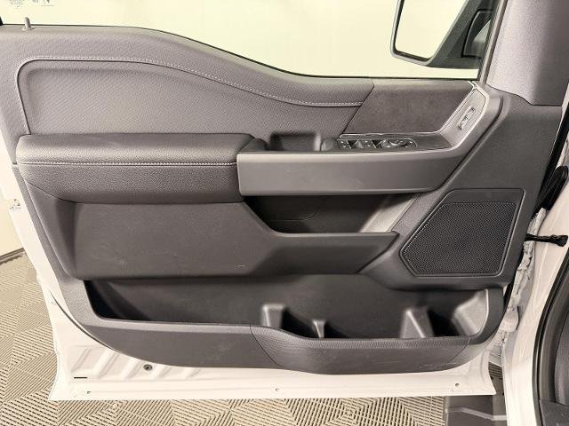 New 2026 Oxford White Ford XLT image 14