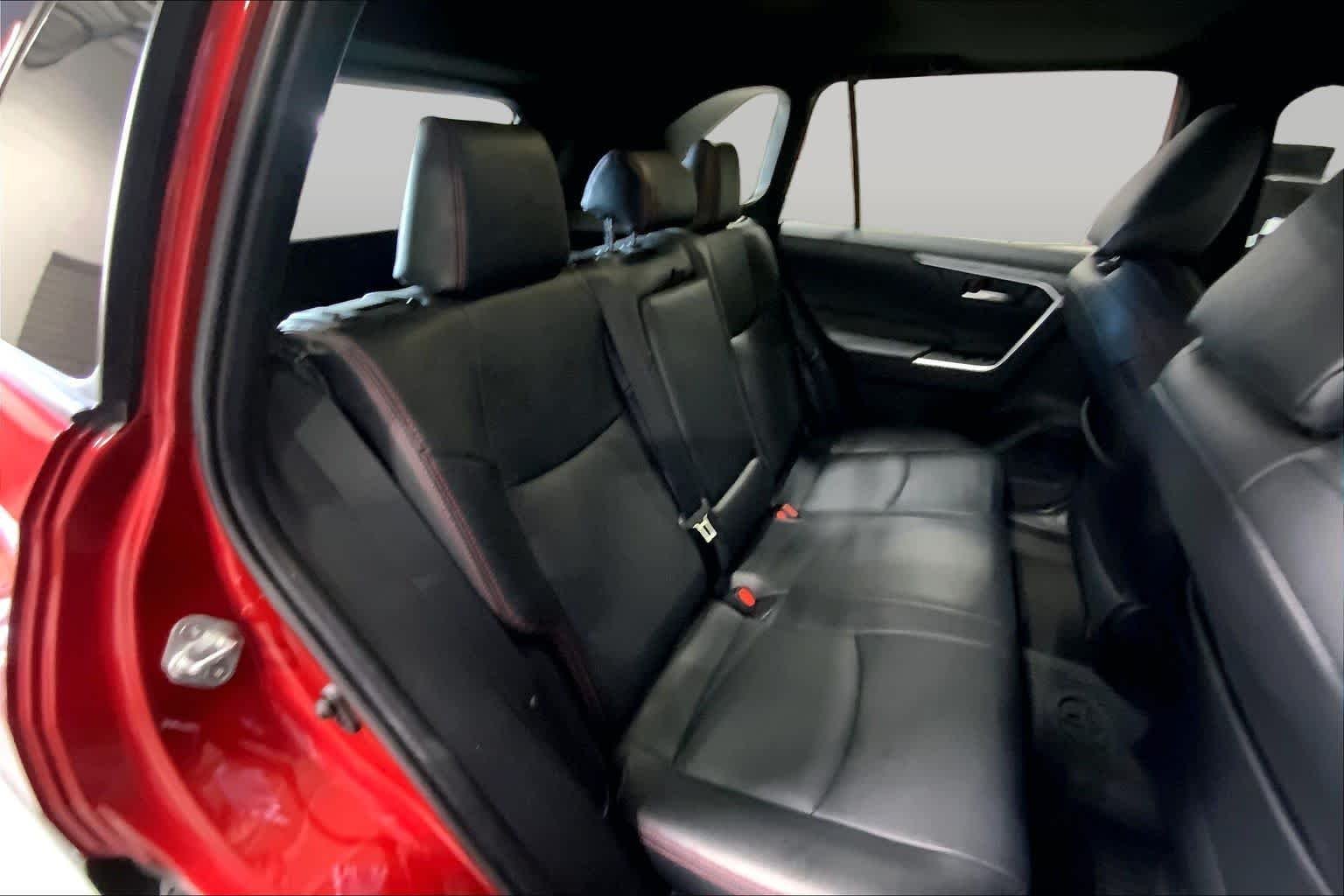Used 2022 Supersonic Red Toyota SE image 20
