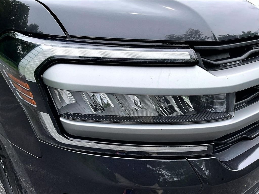 Used 2024 Gray Metallic Ford XLT image 34