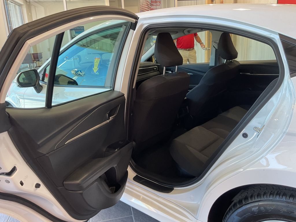 Used 2026 White Toyota LE image 27