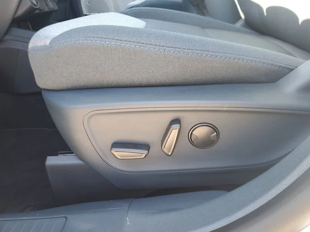 2026 Ford Maverick XLT - Photo 13