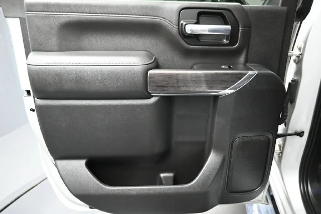 Used 2020 Silver Chevrolet LTZ image 11