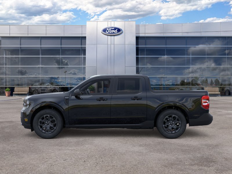 New 2026 Shadow Black Ford XLT image 3