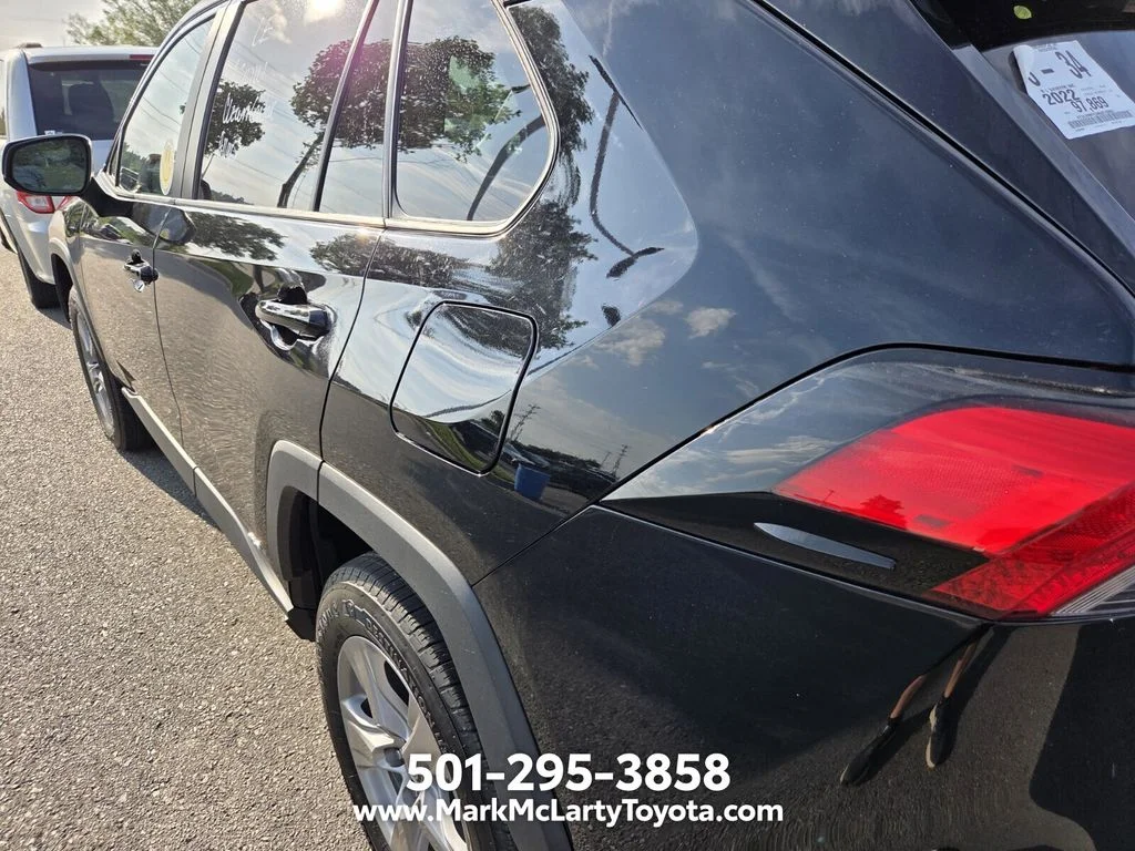 Used 2022 Black Toyota LE image 9