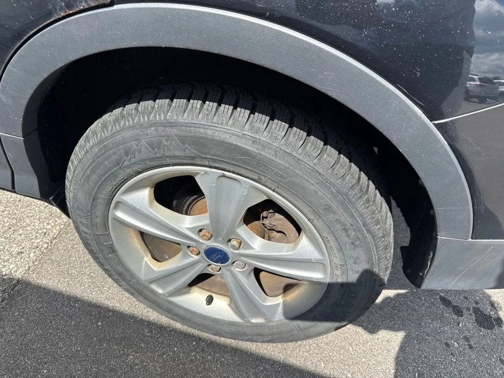 Used 2015 Tuxedo Black Ford SE image 33