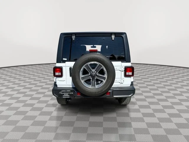 Used 2022 White Jeep Unlimited Sahara image 8