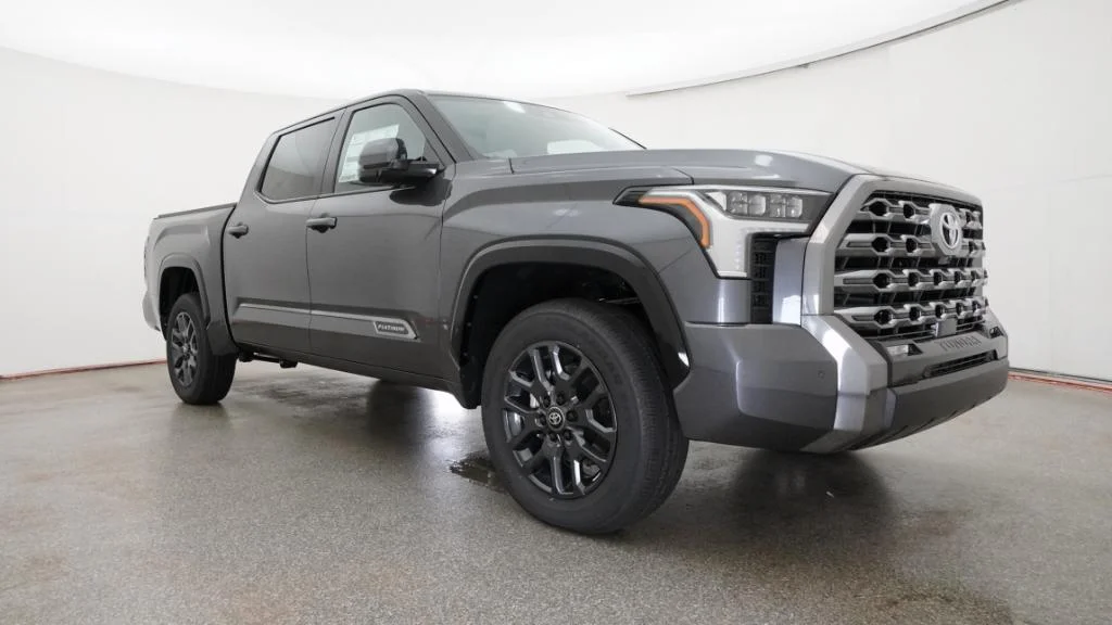 New 2026 Magnetic Gray Metallic Toyota Platinum image 26