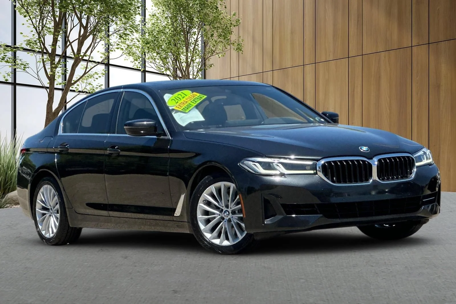 Used 2021 Black BMW 530i image 1