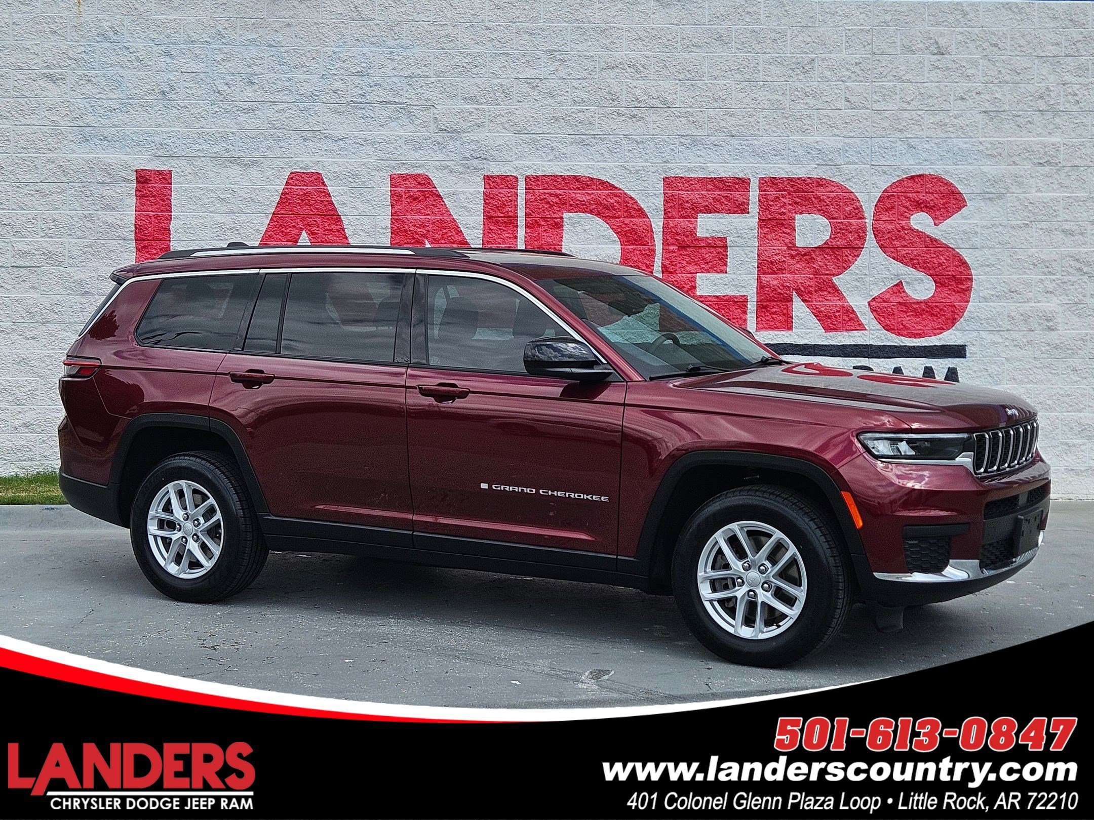 2022 Jeep Grand Cherokee L Laredo's photo