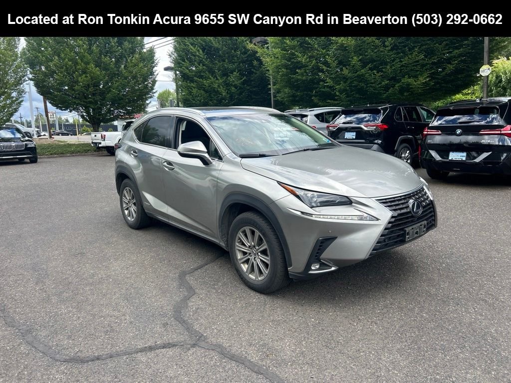Used 2019 Atomic Silver Lexus 300h image 1