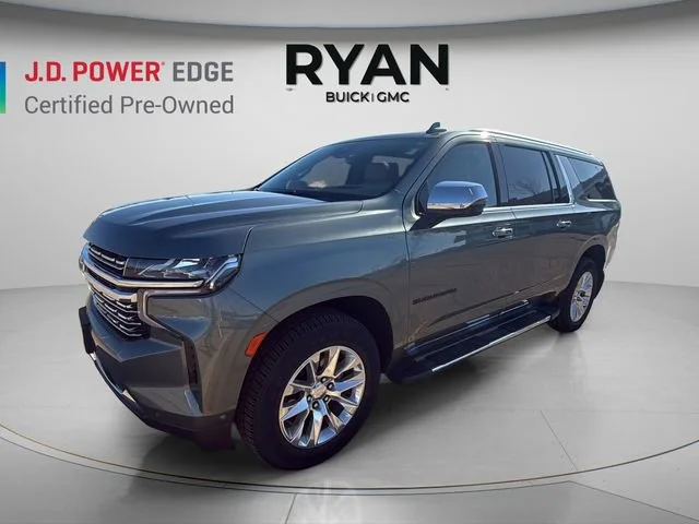 2023 Chevrolet Suburban 4WD 1500 Premier's photo