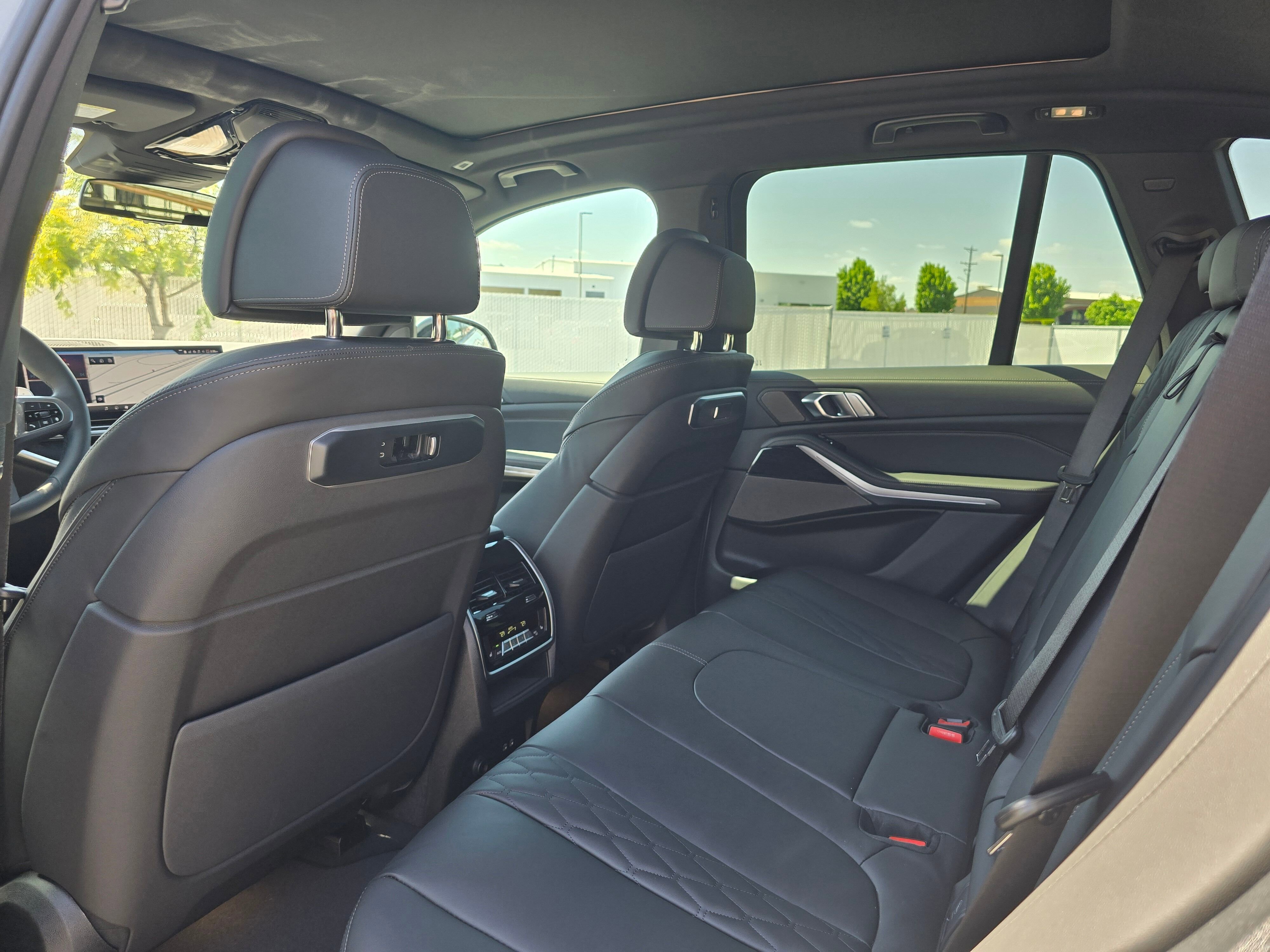 New 2026 Brooklyn Grey Metallic BMW xDrive40i image 42
