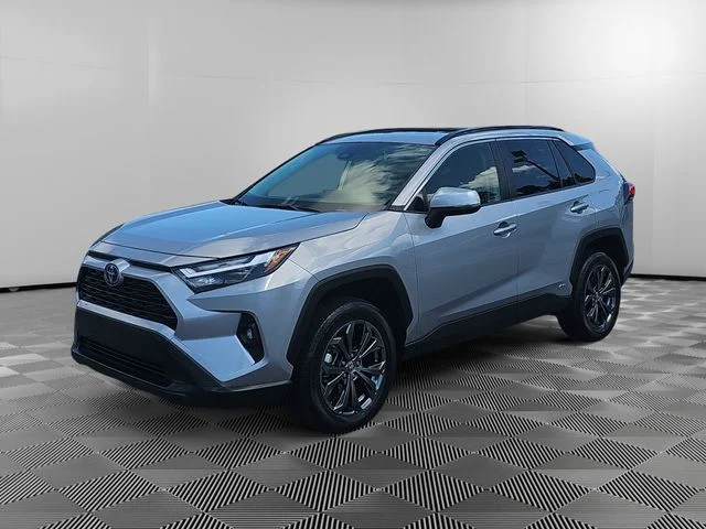 2022 Toyota RAV4 Hybrid XLE Premium