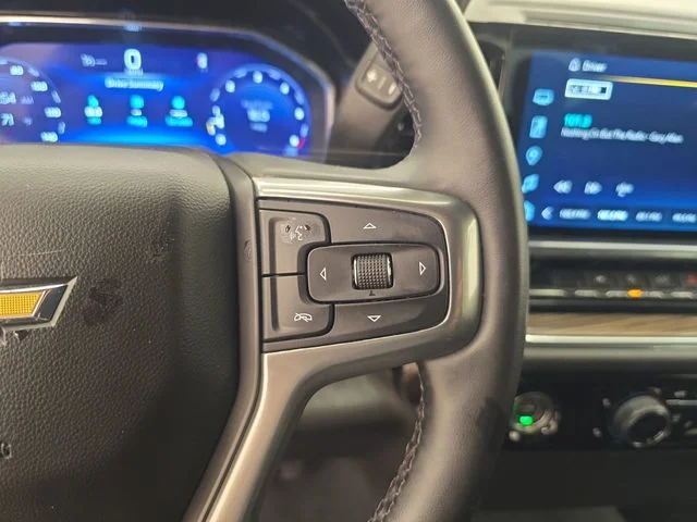 Used 2023 Summit White Chevrolet LT image 31