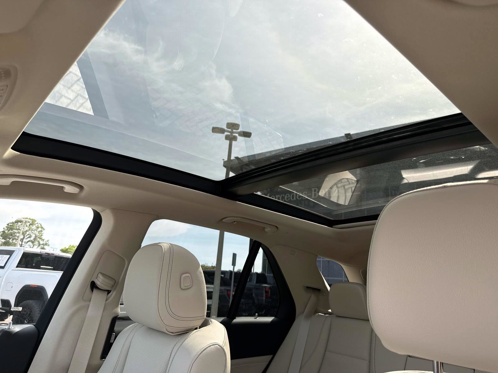 New 2026 Gray Metallic Mercedes-Benz 350 SUV image 24