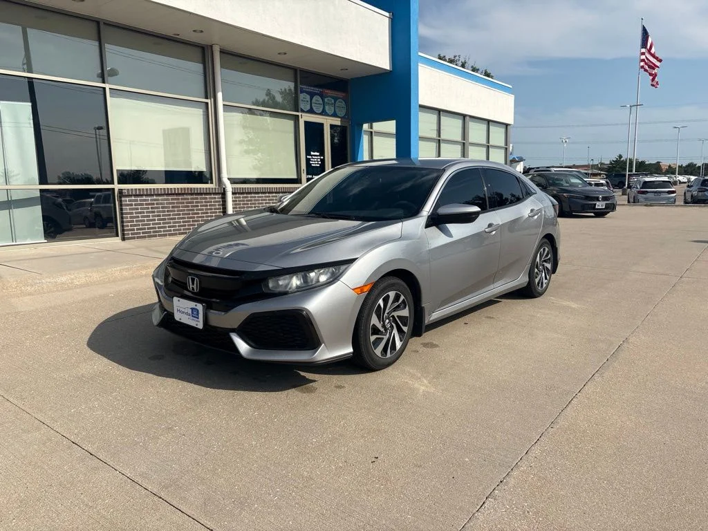 Used 2018 Silver Honda LX image 1