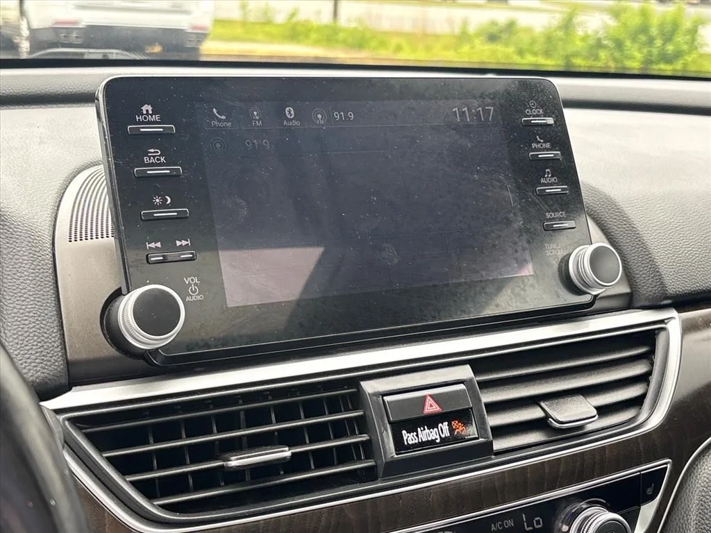 Used 2020 Gray Honda EX-L image 31