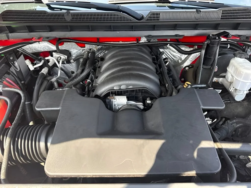 Used 2018 RED HOT Chevrolet LTZ image 28