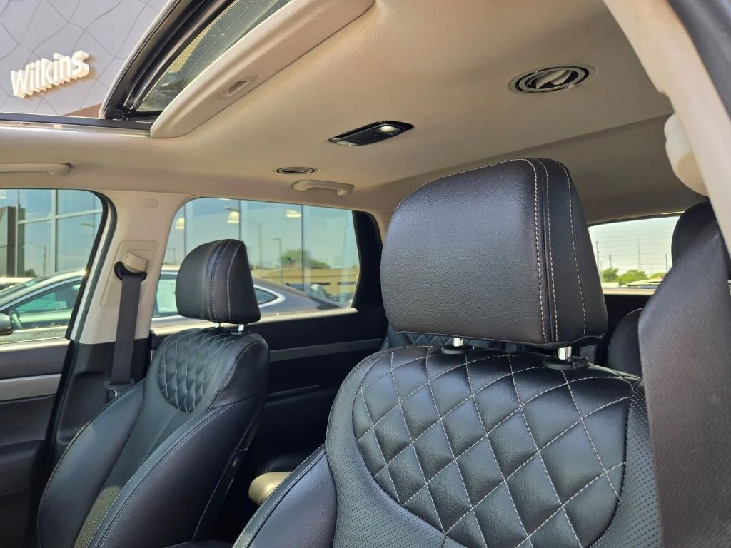 Used 2022 White Hyundai SEL image 25