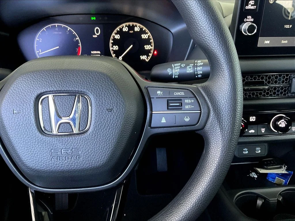 New 2027 Platinum White Pearl Honda LX AWD image 13