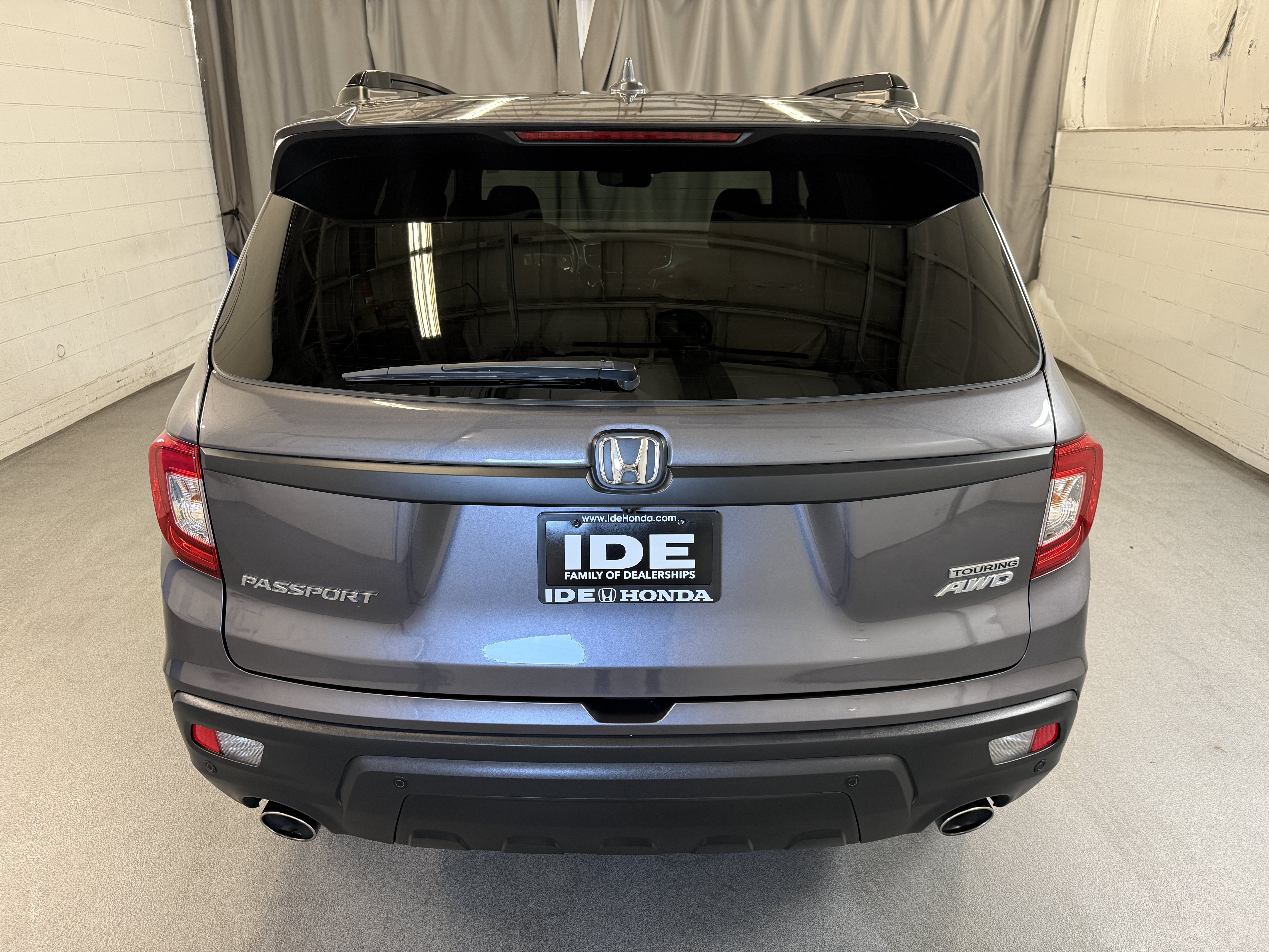Used 2019 Modern Steel Metallic Honda Touring image 7