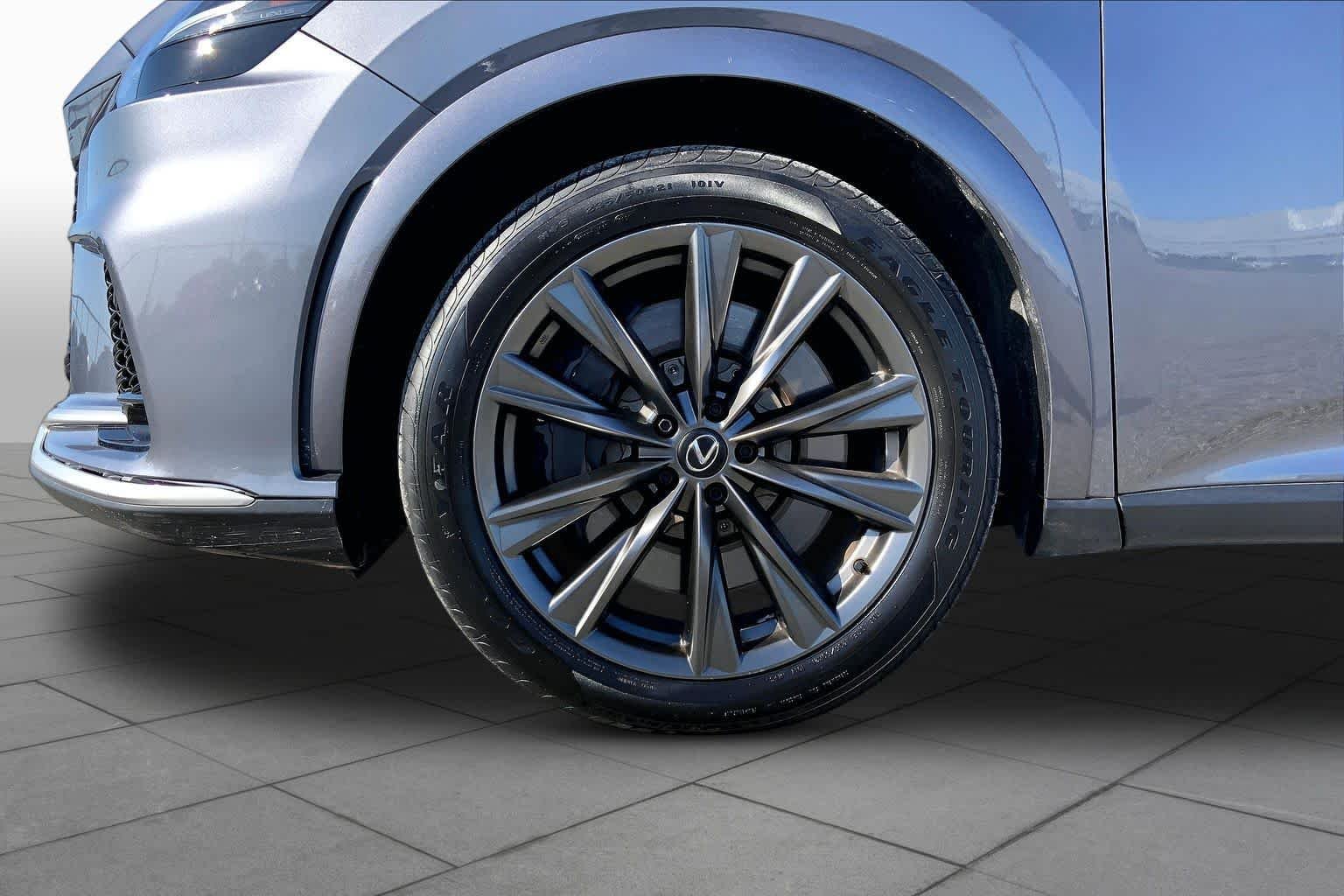 Used 2023 Nebula Gray Pearl Lexus F SPORT Handling image 11