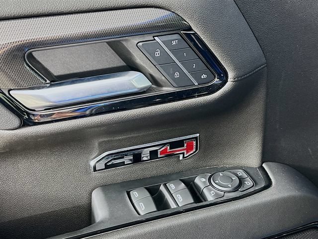Used 2023 Dynamic Blue Metallic GMC AT4 image 8
