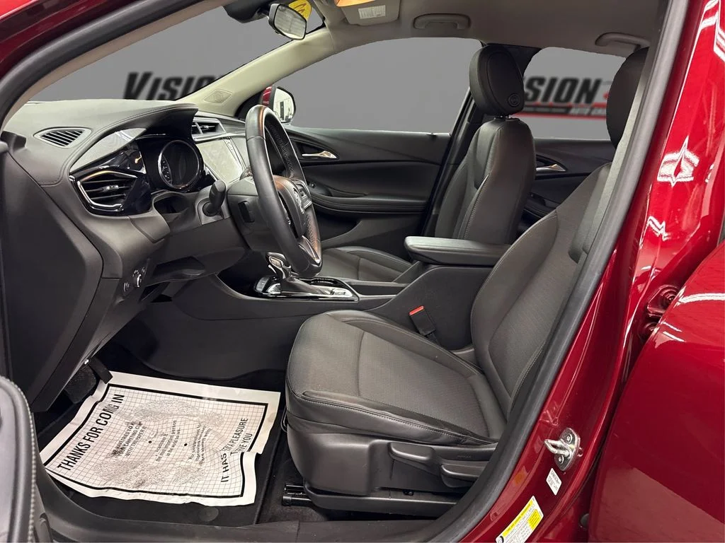 Used 2022 Red Buick Preferred image 9